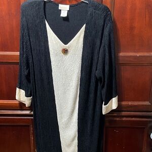 Roaman's Black and Cream Vintage long tunic Top size 2X